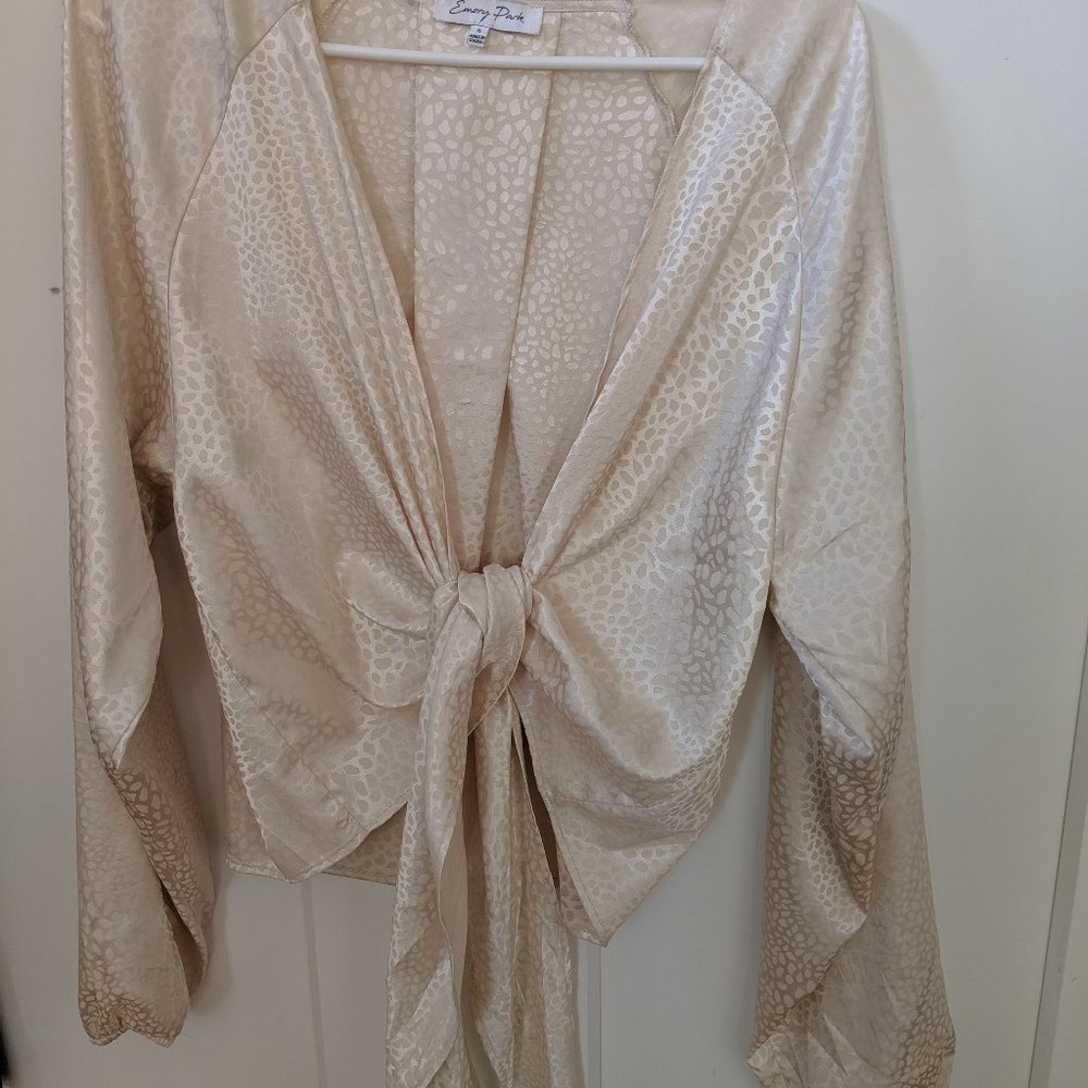 Emory Park Wrap Bubble Sleeve Shirt